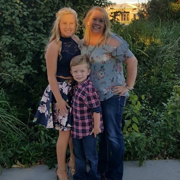 Meet your Posher, Audrey - Picture 1 of 1